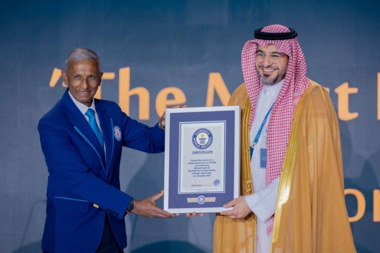 المملكة-تسجّل-رقمًا-عالميًا-في-موسوعة-غينيس-كأكبر-عدد-من-المشاهدين-لدروس-مباشرة-عن-التطوع