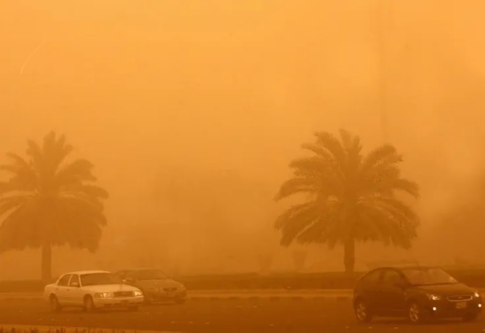 أمطار-وسيول-في-الطائف-وعسير.-وموجات-غبارية-تضرب-الجوف-والشمالية