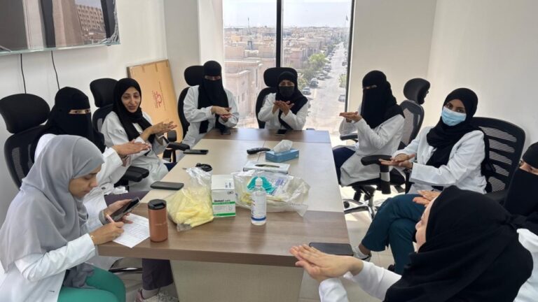 تأهيل-550-ممارساً-برخصة-“مكافحة-العدوى”-في-القطيف 