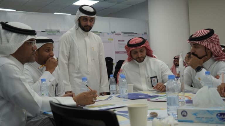 مراجعة-6-أنظمة-صحية-وتحديات-التشغيل-تتصدر-ورشة-“نموذج-الرعاية”-بالأحساء