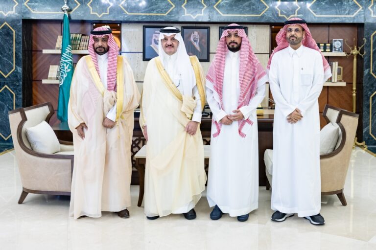 أمير-الشرقية-يستقبل-مدير-عام-فرع-رئاسة-هيئة-الأمر-بالمعروف-بالمنطقة