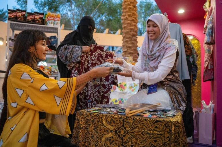 انسجام-عالمي-2.-الأزياء-والحرف-اليدوية-نافذة-مهمة-على-الثقافة-الفلبينية