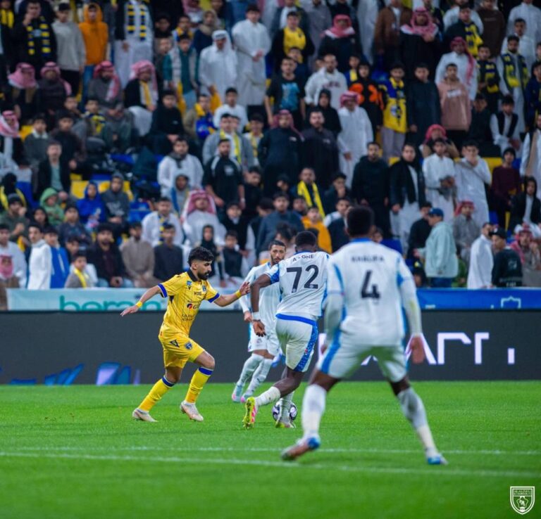 مصير-العاشرة-بيد-الصقور