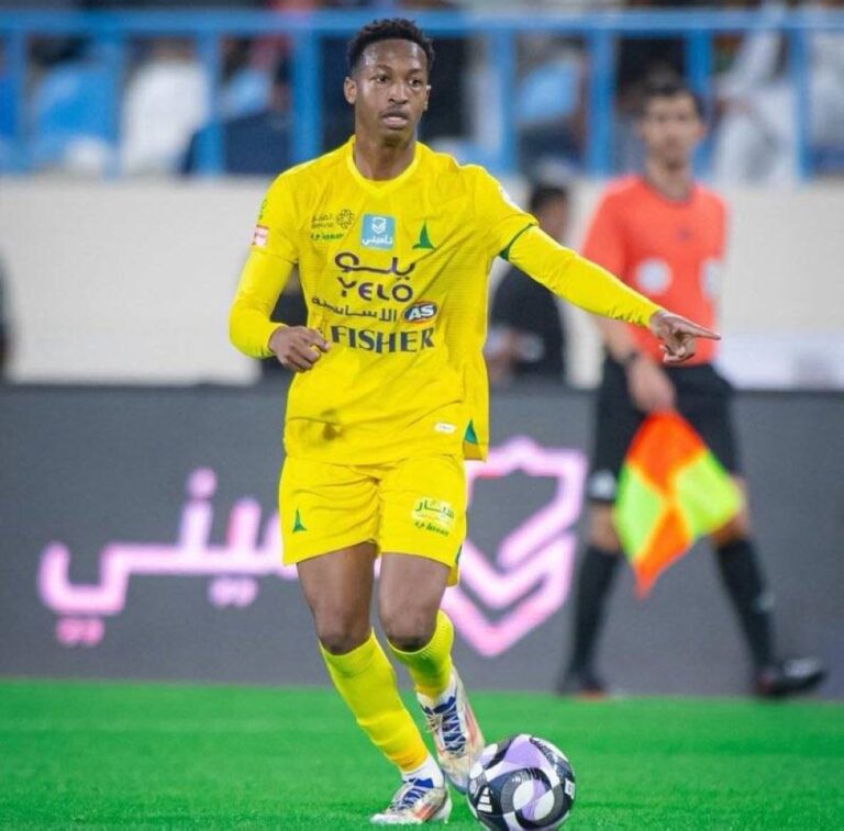 الهلال-يقطع-الطريق-على-الاتحاد