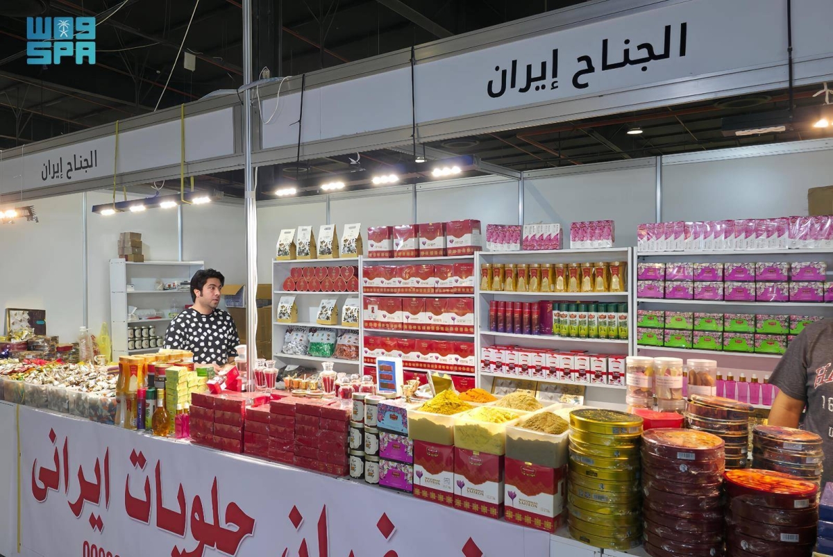 الصناعات-الإيرانية-حاضرة-في-معرض-المنتجات-العربية-والعالمية