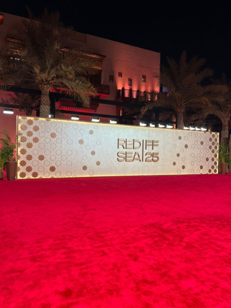 إغلاق-ميدان-الثقافة-وسوق-البحر-الأحمر-بسبب-الأمطار-الغزيرة-في-جدة