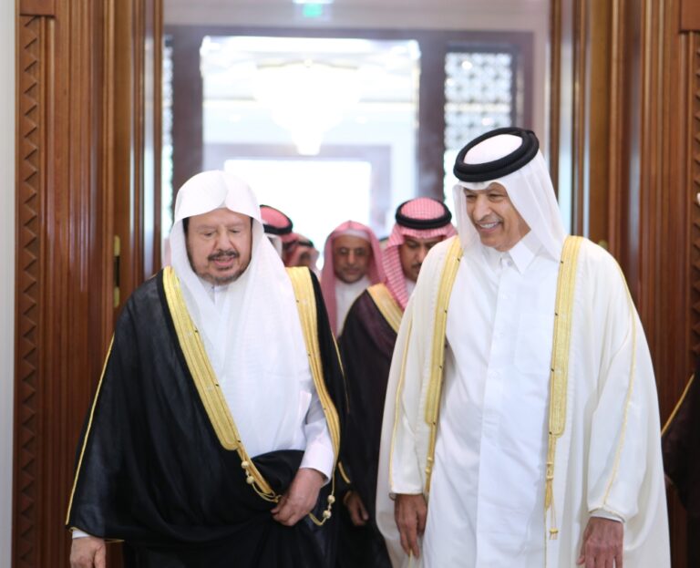 الدوحة.-رئيس-مجلس-الشورى-ونظيره-القطري-يوقعان-مذكرة-تفاهم