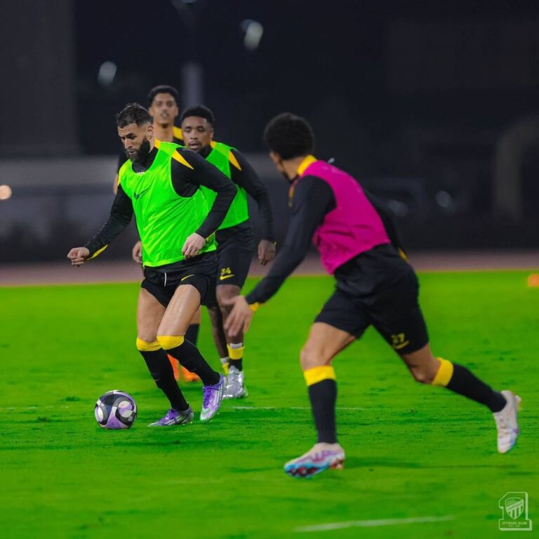 البنز-يستمر-بقيادة-النمور