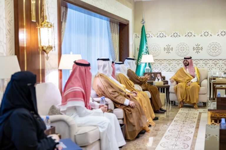 “تطوير-للعمل-الخيري”.-نائب-أمير-الشرقية-يهنئ-جمعية-بناء-على-اعتماد-“حياك”