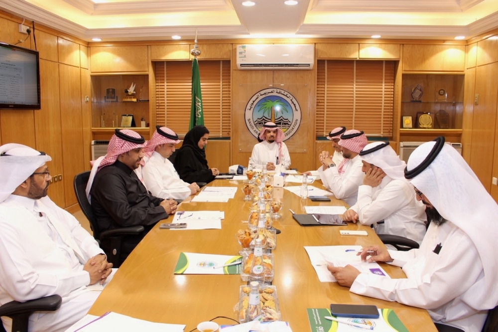 تحديث-الأنظمة-وإطلاق-ملامح-استراتيجية-2026-يتصدران-اجتماع-المكتب-التنفيذي-للكشافة-بالرياض