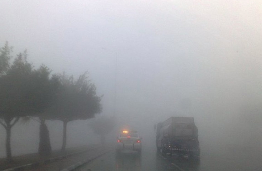 طقس-الصباح-الباكر.-ضباب-متباين-الشدة-على-أجزاء-من-11-منطقة