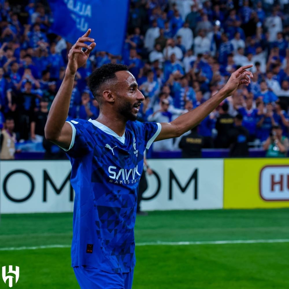 الحربي-يلامس-الكرة