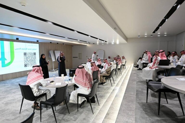 وزارة-المالية-تنظّم-ورشة-عمل-“التخطيط-المالي-متعدد-السنوات”