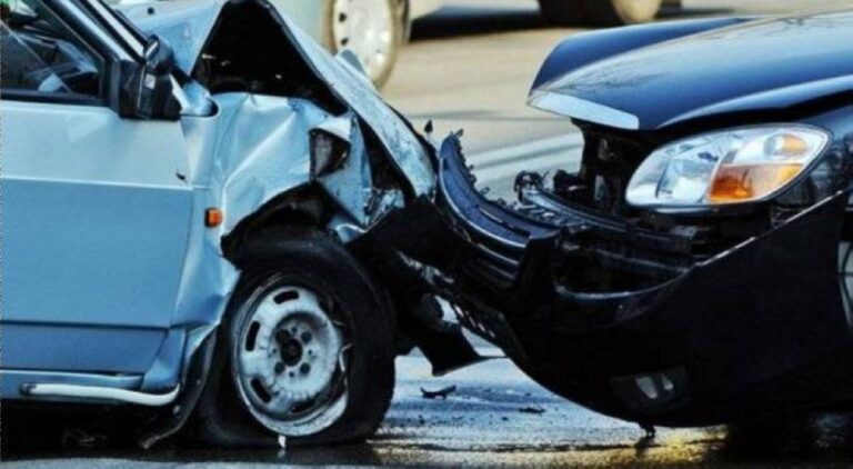 وفاة-“أبو-مرداع”-وإصابات.-تصادم-مركبتين-في-حادث-مروع-بحائل