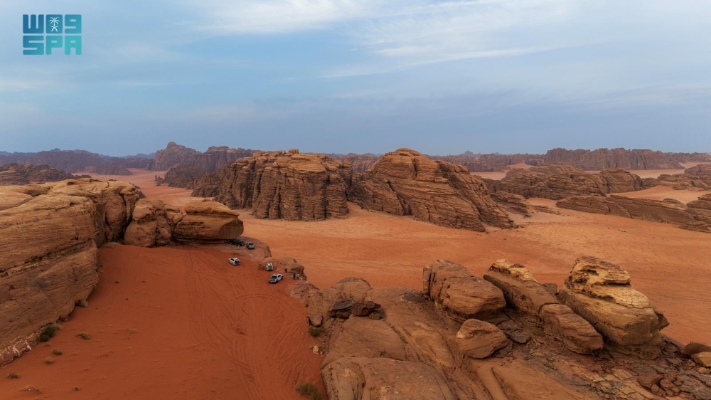 مطل-حسمى-يجذب-السياح-وعشاق-الطبيعة