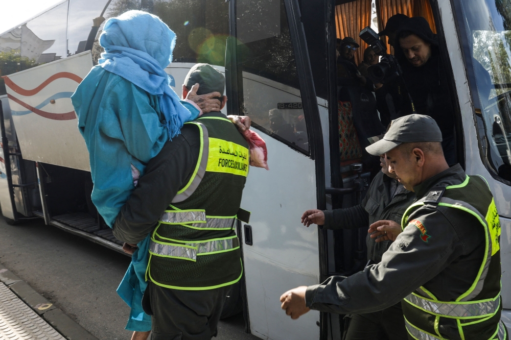إجلاء-أكثر-من-100-ألف-شخص-تحسبًا-لفيضانات-في-المغرب