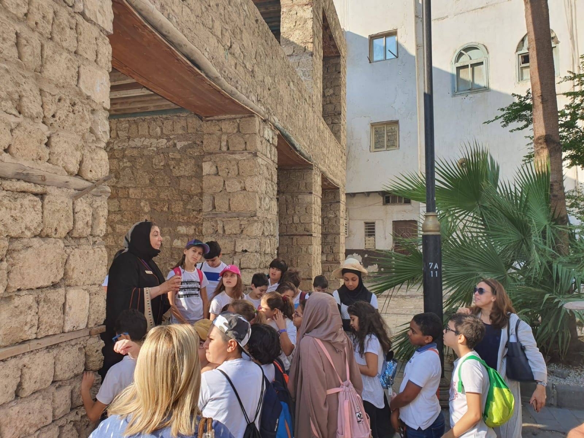 عبير-أبو-سليمان:-سفيرة-التراث-السعودي-قصة-نجاح-المرشدة-السياحية-التي-كسرت-الحواجز