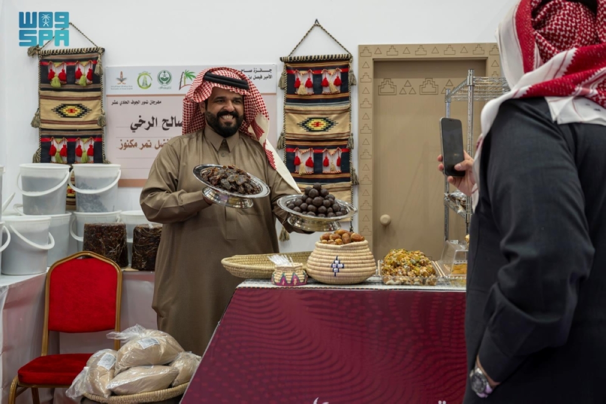 البكيلة.-من-مجالس-الأسر-
إلى-مهرجان-التمور-رمز-للتراث-والكرم