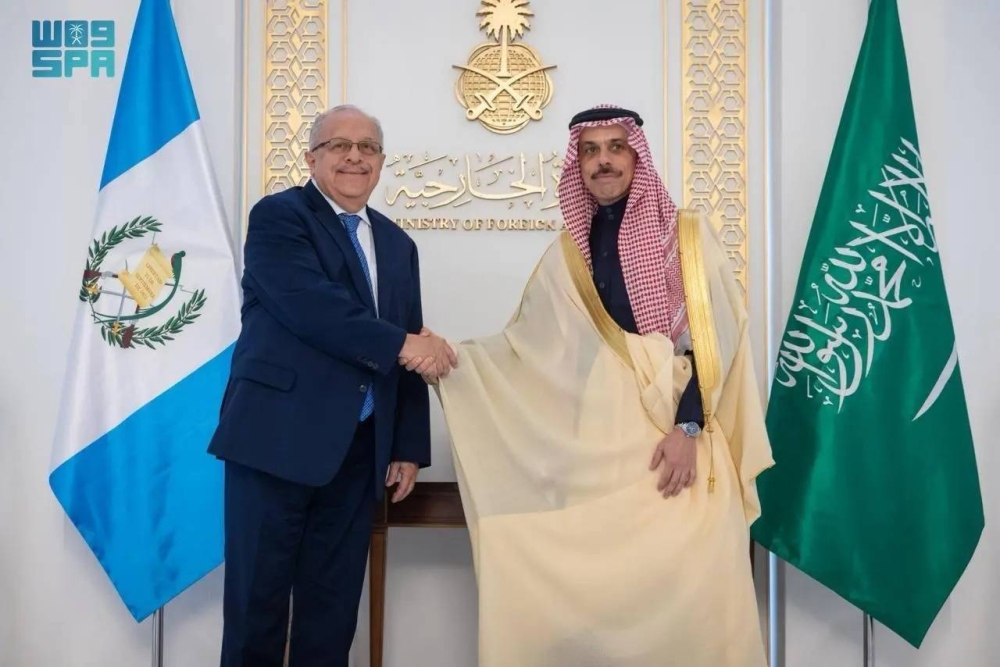 وزير-الخارجية-يلتقي-نظيره-الغواتيمالي