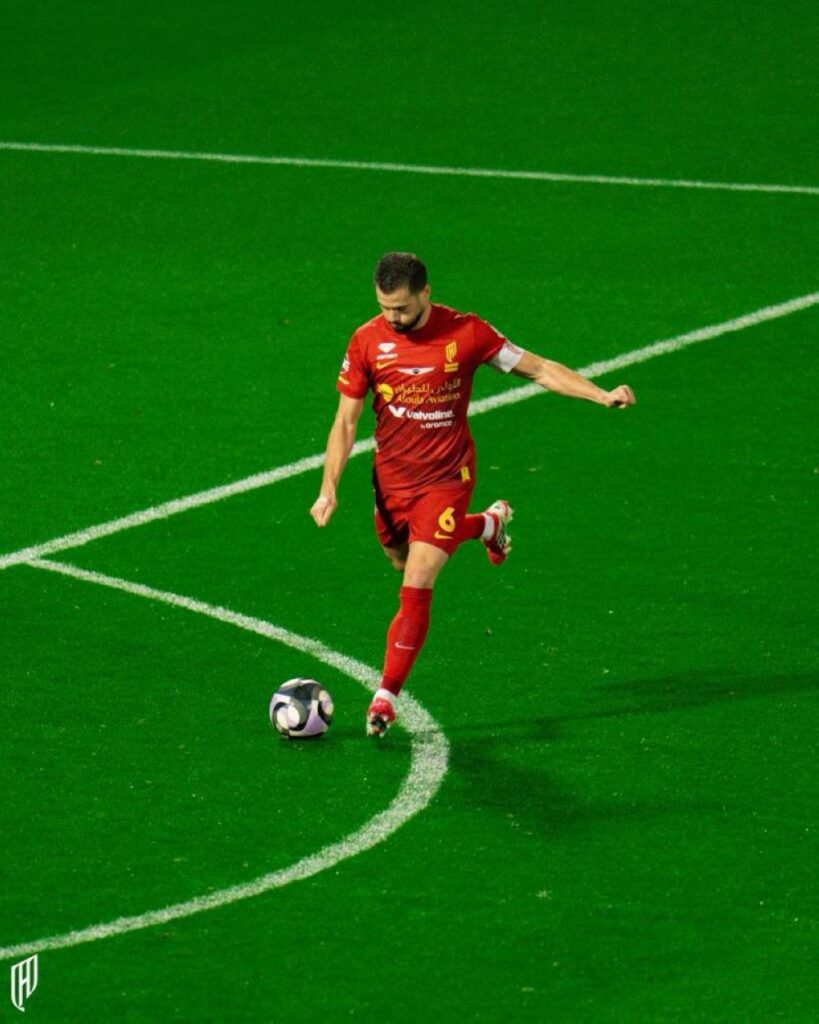 القادسية-يفتش-عن-بديل-الإسباني