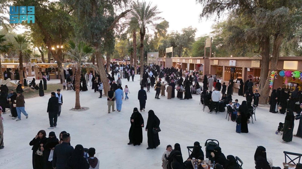 مليونا-زائر-يضخون-نحو-11-مليون-ريال-منذ-انطلاق-مهرجان-التمور-والقهوة-بالخرج