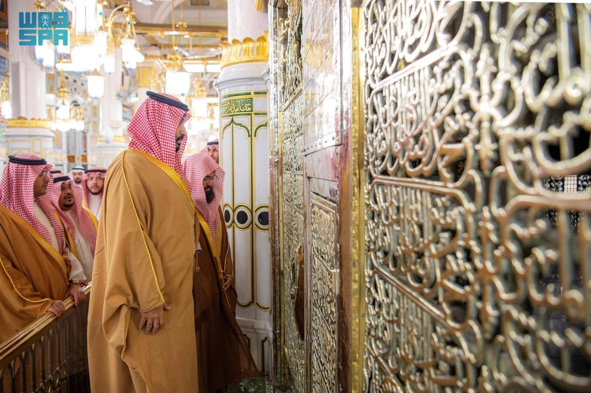 ولي-العهد-
يزور-المسجد-النبوي