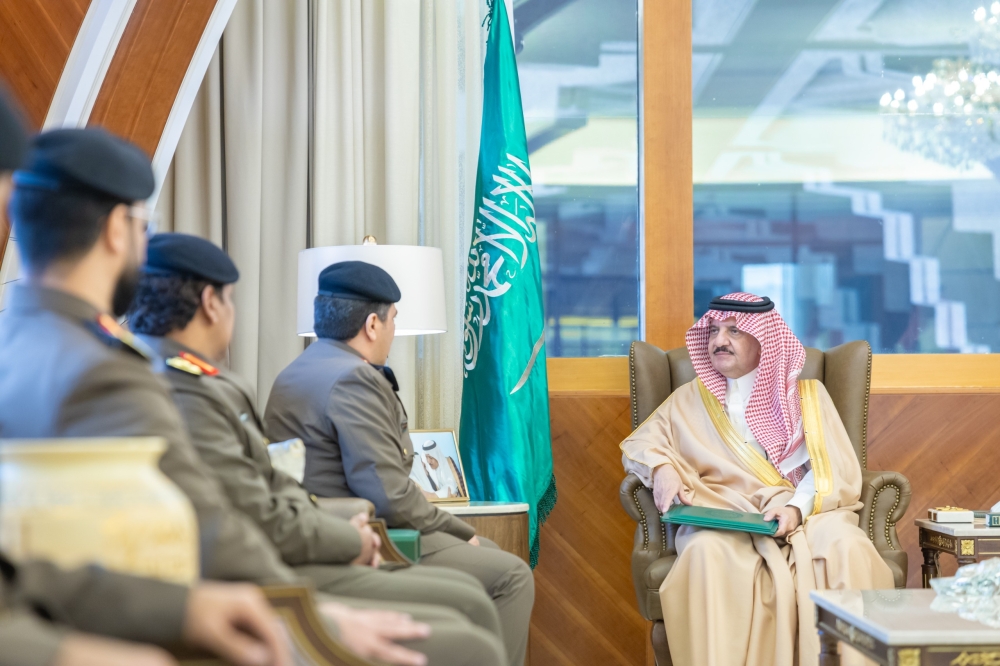 أمير-الشرقية-يستقبل-مدير-مكافحة-المخدرات-ويطلع-على-إنجازات-الإدارة-لعام-2025