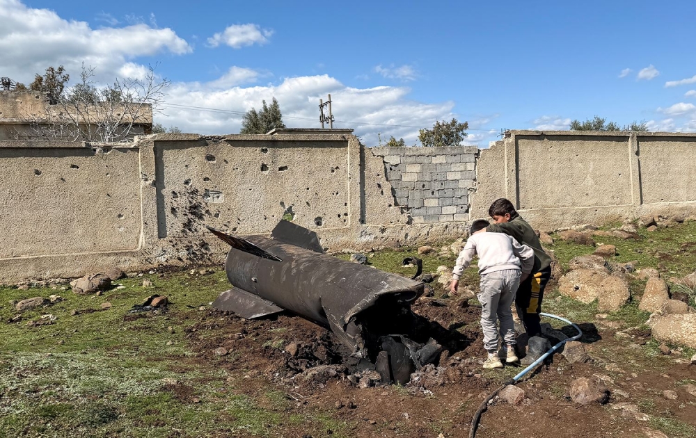 4-جرحى-جراء-سقوط-شظايا-صاروخية-في-سوريا