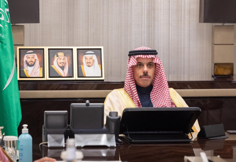 عبر-الهاتف.-وزير-الخارجية-يبحث-مع-نظيريه-المصري-والروسي-تطوارت-الوضع-في-المنطقة