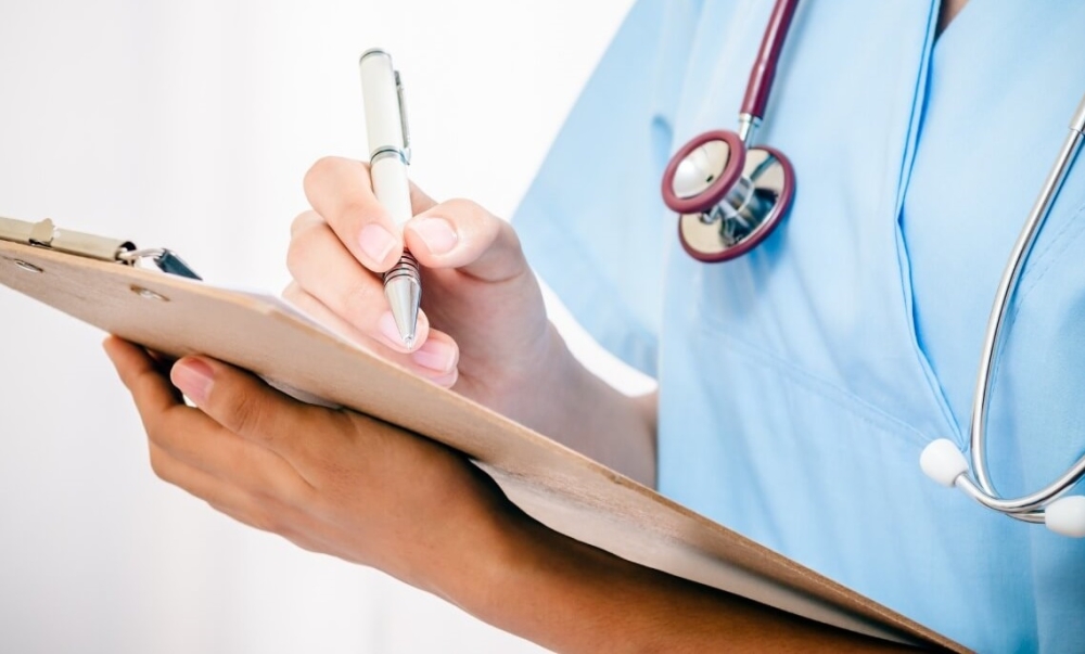 إجازة-عيد-الفطر-لمنسوبي-الصحة.-12-يومًا-للخدمة-المدنية-و6-أيام-لنظام-العمل