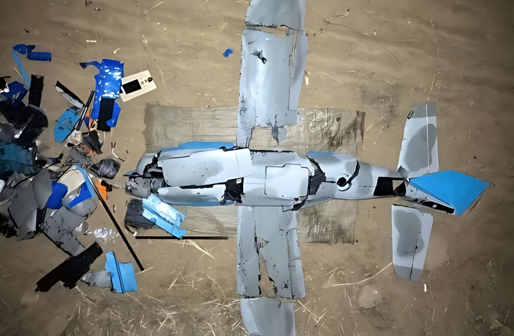 الإمارات:-سقوط-حطام-طائرة-مسيّرة-في-أبوظبي-يُصيب-6-مواطنين