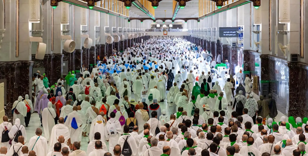 المسعى.-منظومة-متكاملة-لخدمة-ضيوف-الرحمن-في-المسجد-الحرام