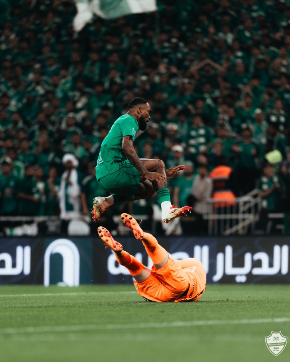 العميد-ينقذ-الجلاد