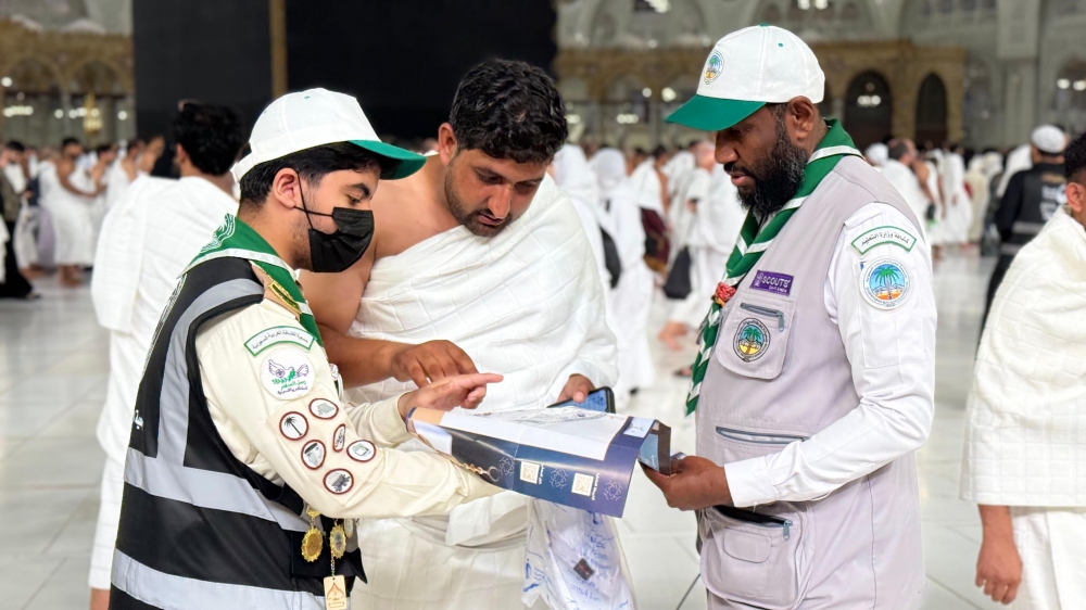 الكشافة-يسخرون-الخرائط-المتقدمة-لإرشاد-ضيوف-الرحمن-في-المسجد-الحرام