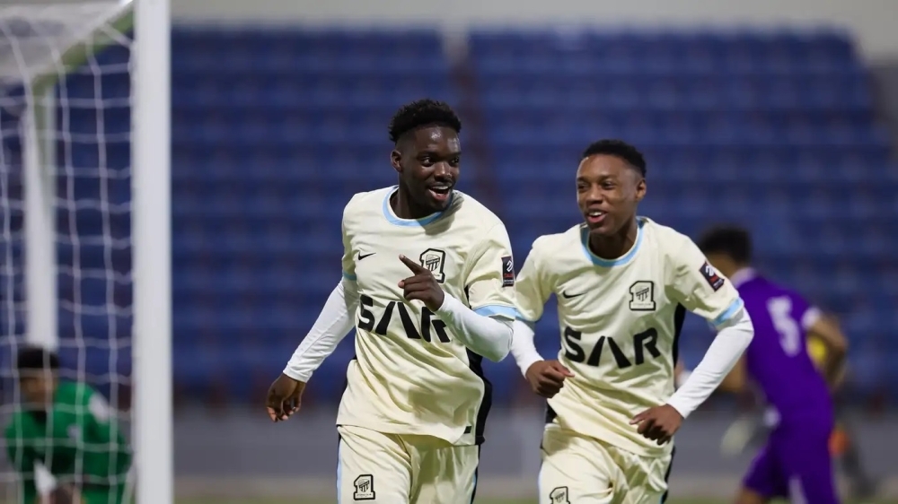 دبل-هاتريك-
نجم-الاتحاد-يسطع-في-جوي