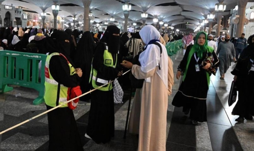 تفعيل-عدد-من-الفرص-التطوعية-لخدمة-الزائرات-بالمسجد-النبوي