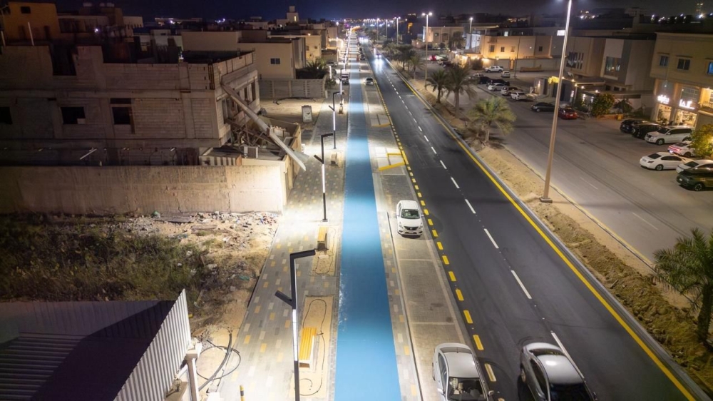 بطول-870-متر.-إنجاز-تأهيل-شارع-العباس-بن-عبد-المطلب-بسيهات