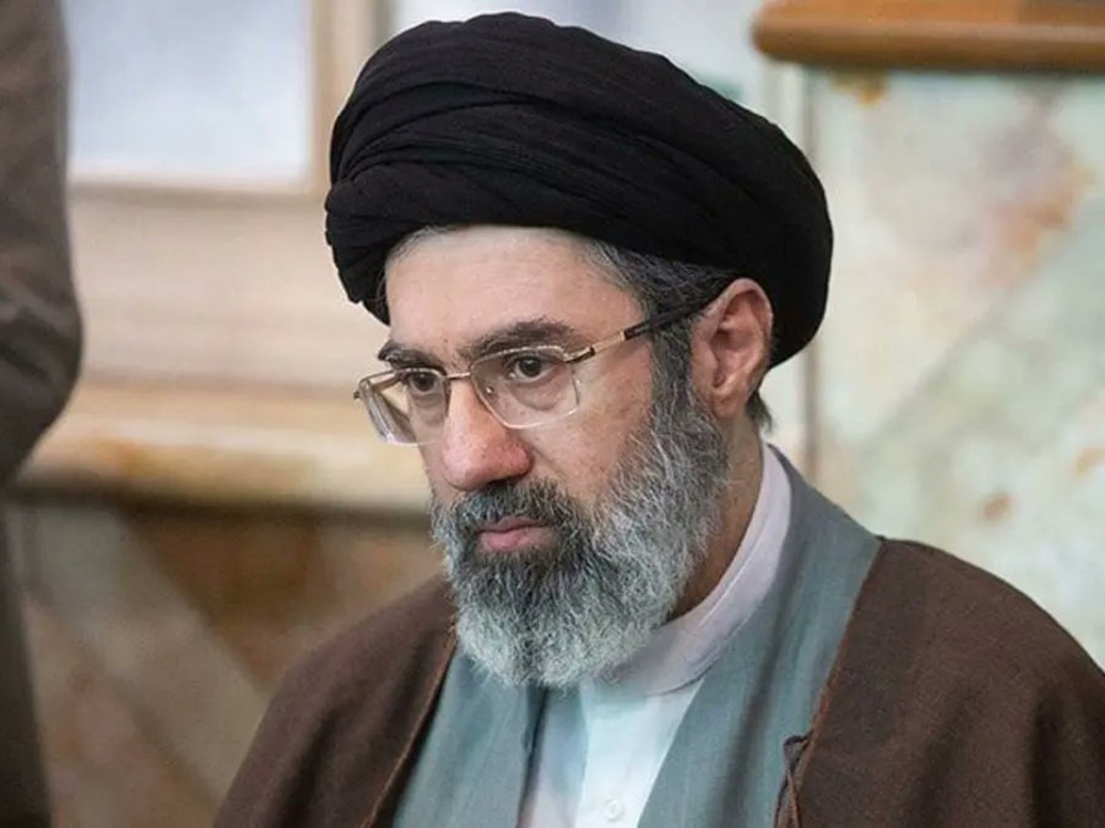 مسؤول-إيراني-يؤكد-إصابة-مجتبى-خامنئي-في-قصف-طهران