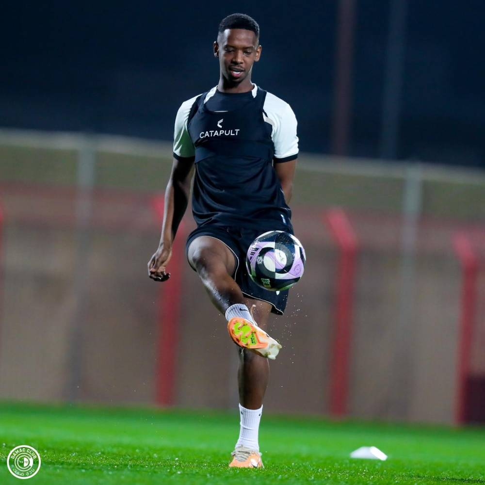 ربيع-يعوض-غياب-حركاس