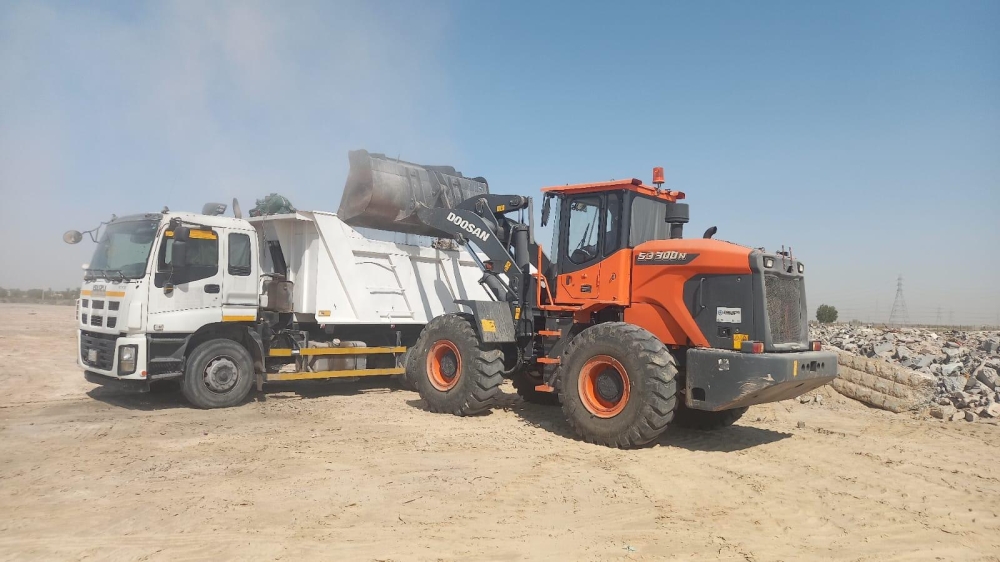 الظهران-تزيل-7600-متر-أنقاض-مجهولة-المصدر-لتحسين-المشهد-الحضري