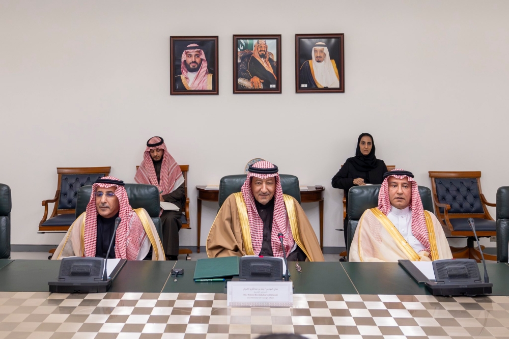 خلال-اجتماع-مع-“الخريجي”.-سفراء-دول-أوروبا-وأفريقيا-يدينون-اعتداءات-إيران