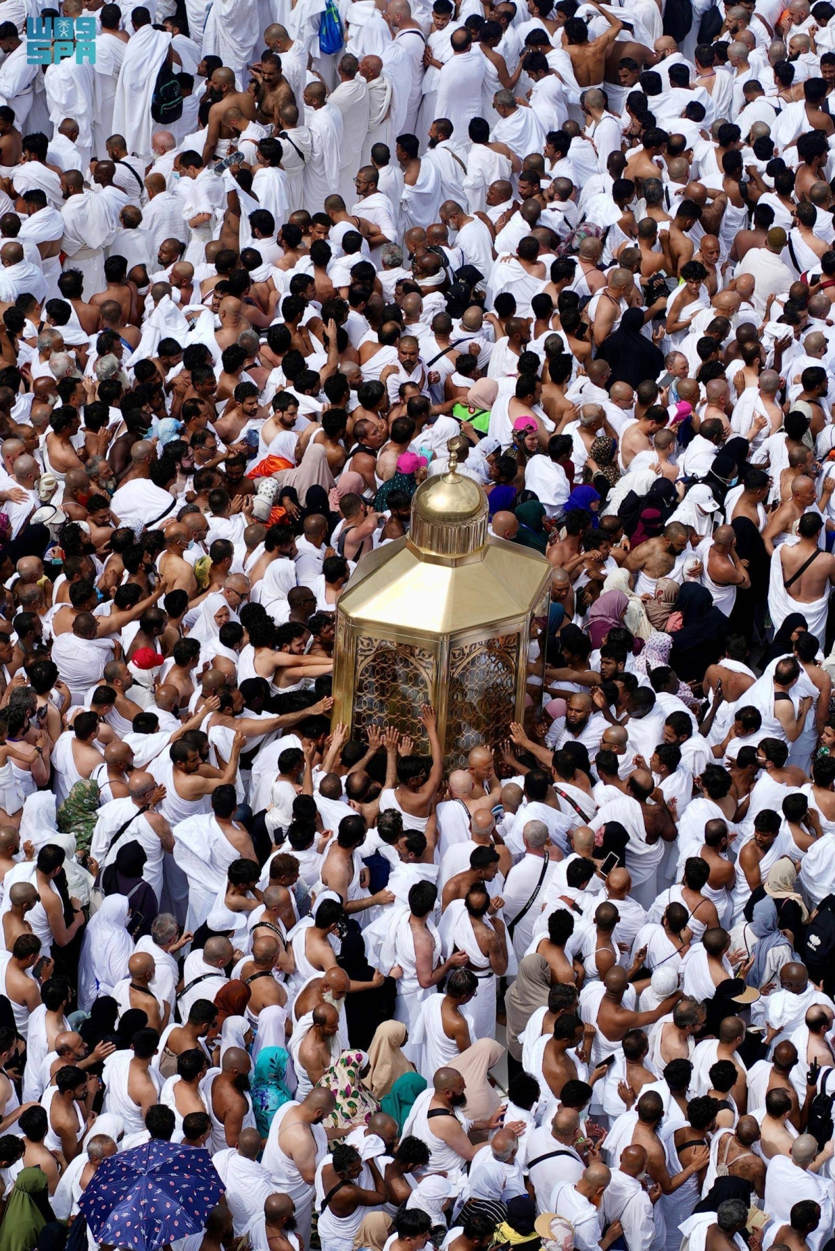 مقام-إبراهيم.-شاهد-خالد-على-بناء-الكعبة-ومعلم-تاريخي-في-قلب-المسجد-الحرام