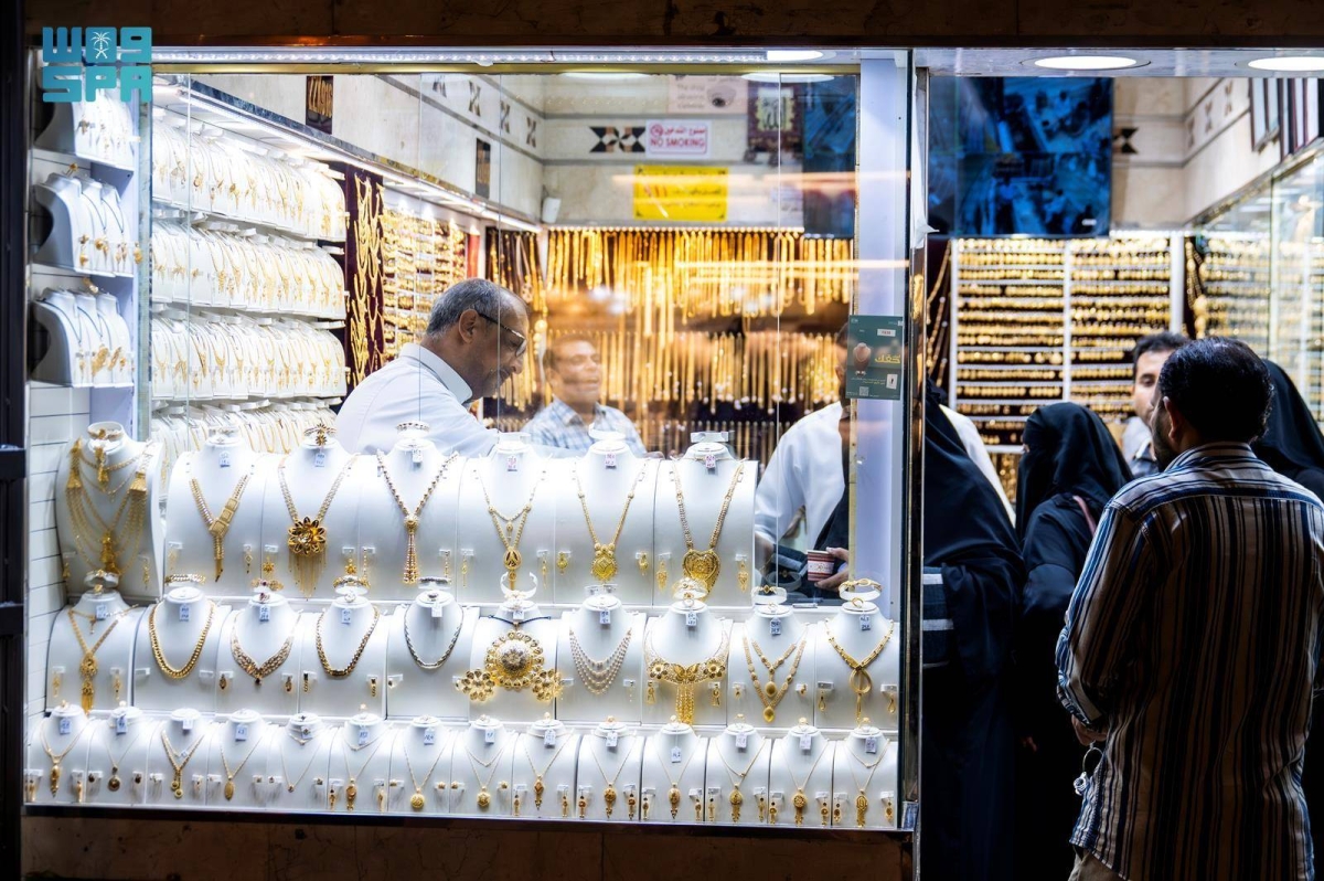هدايا-العيد-تنعش-مبيعات-الذهب-والمجوهرات-في-جدة