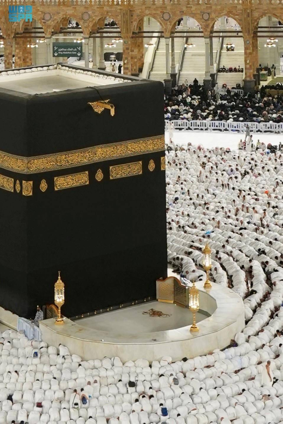 حجر-إسماعيل.-المساحة-التي-بقيت-شاهدة-على-تاريخ-الكعبة-المشرفة-عبر-القرون