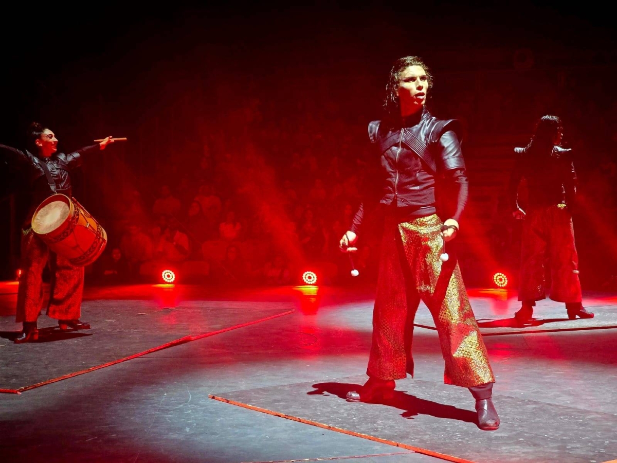 “سيرك-بلوما:-عاصفة-من-الإبداع-والخيال-في-عروس-البحر-الأحمر