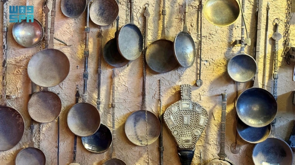 «المحماسة».
حكاية-التراث-المرتبطة-بثقافة-القهوة-وحضورها-في-الشعر-الشعبي