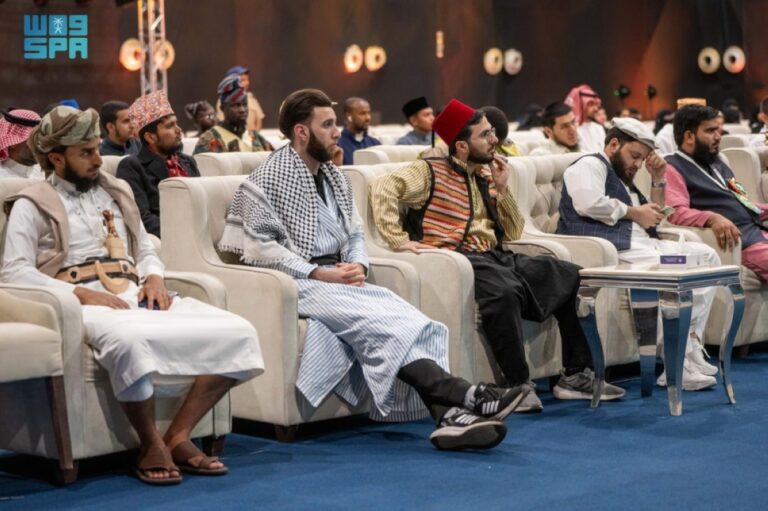 «الابتكار-من-أجل-الاستدامة».
لقاء-يستعرض-مفاهيم-الإبداع