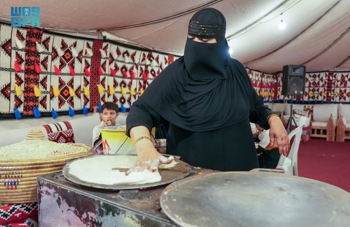 القرية-التراثية-بمهرجان-شتاء-الجوف
تستقطب-الزوار-بتجارب-ثقافية-وتفاعلية-متنوعة