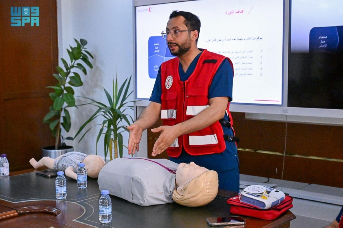 الهلال-الأحمر-بنجران-
ينفذ-مشروع-«الثمان-الأولى»