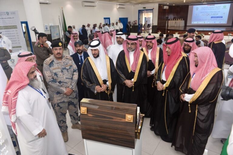 محافظ-القطيف-يفتتح-معرضًا-توعويًا-للتحصين-ضد-المخدرات